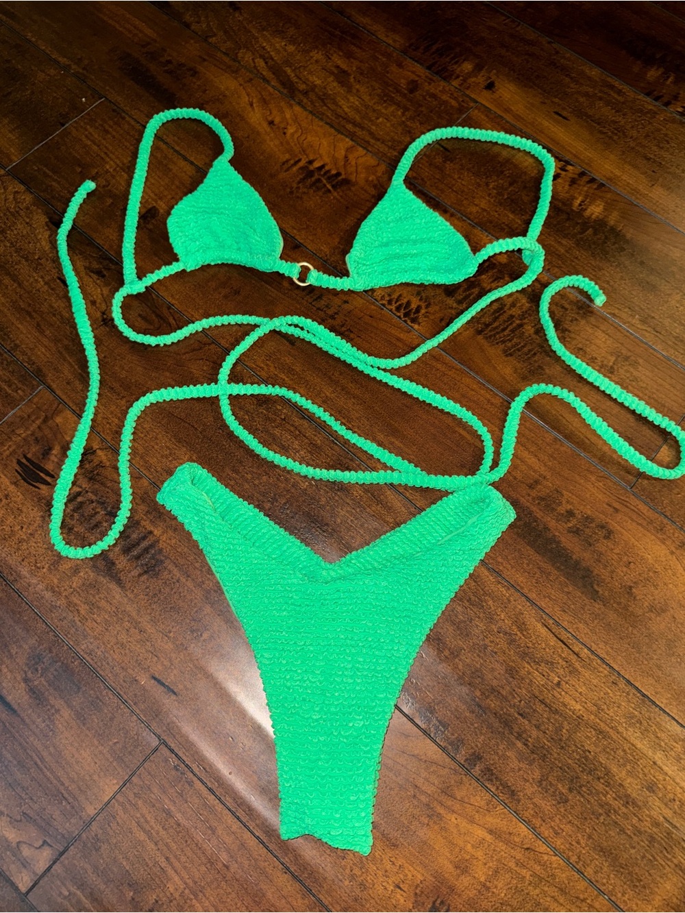 Textured Bright Green Triangle Bikini Set with Adjustable Ties